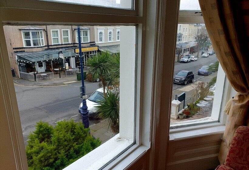 غرفة قياسية, Rose Tor