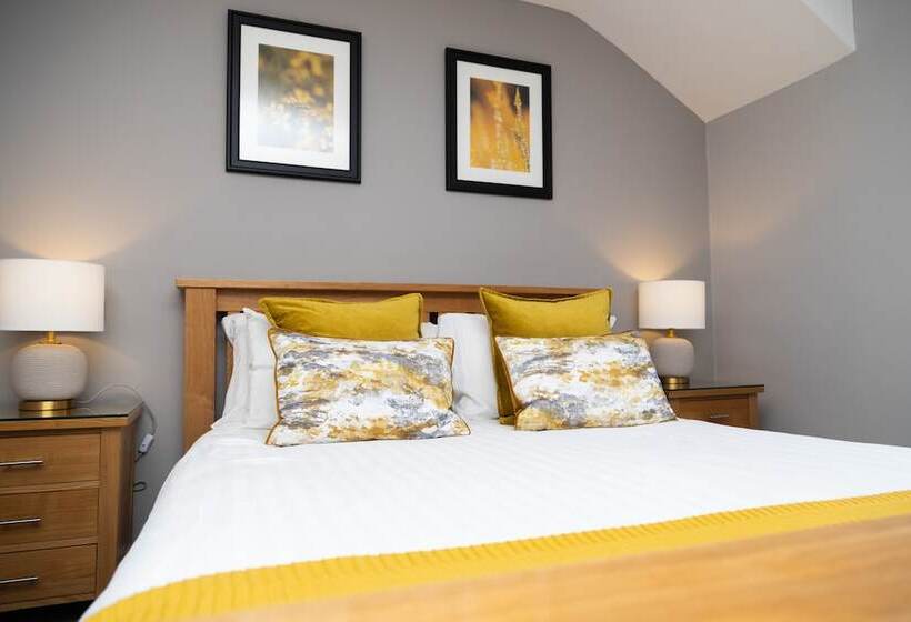 Номер Стандарт, Rufford Arms