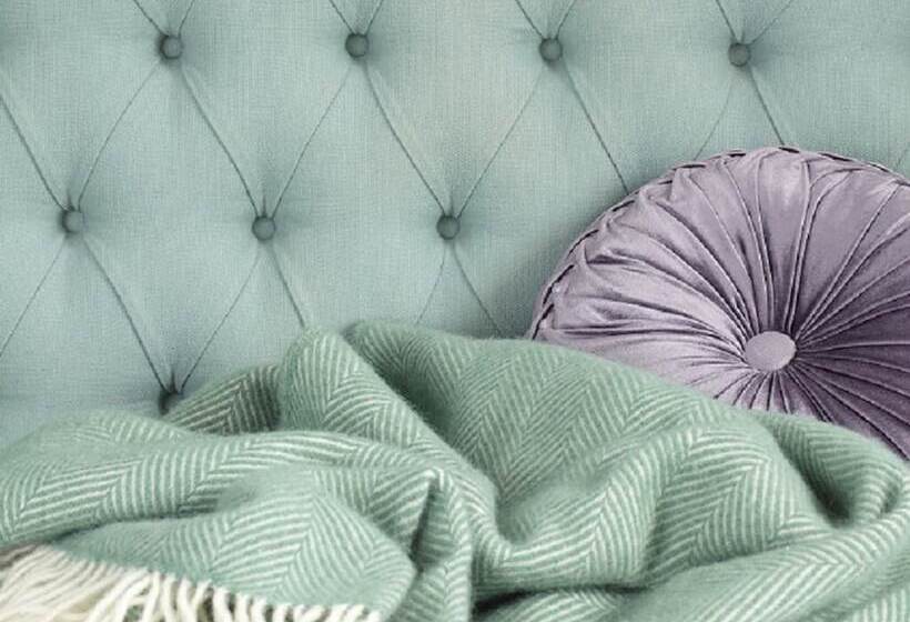 オーシャンビューデラックスルーム, The Lerryn