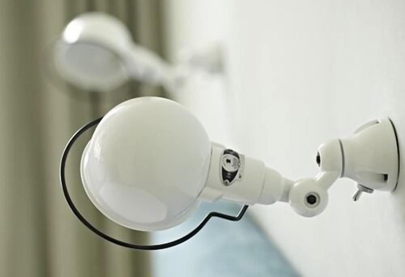 スタンダードシングルルーム, The Lerryn