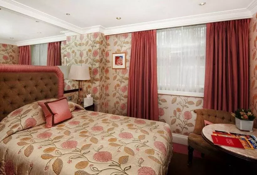 اتاق کلاسیک, The Montague On The Gardens