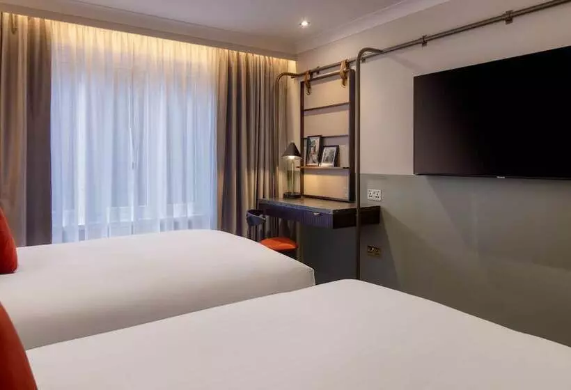 スタンダードルーム, The Samuel Ryder Hotel St Albans, Tapestry Collection Hilton
