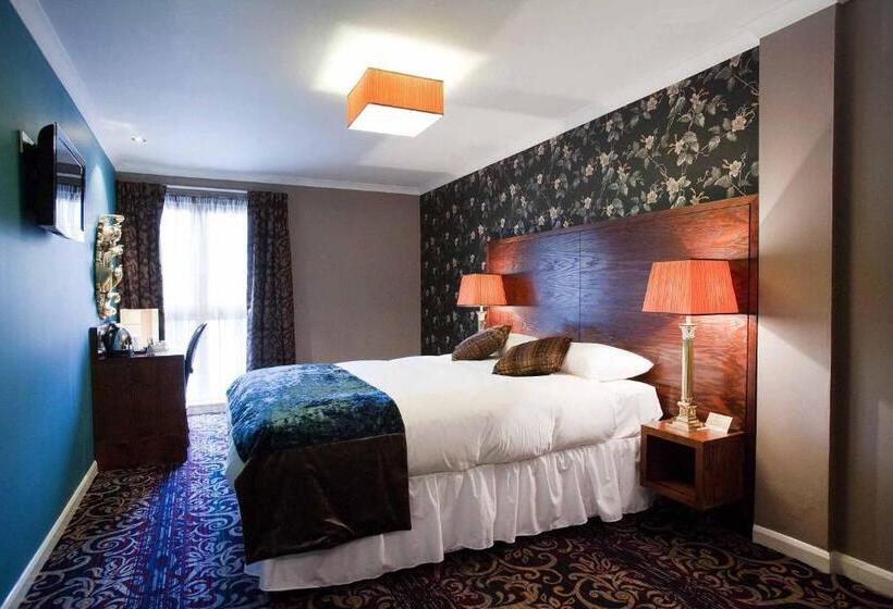 스탠다드 룸, The White Lady Wetherspoon