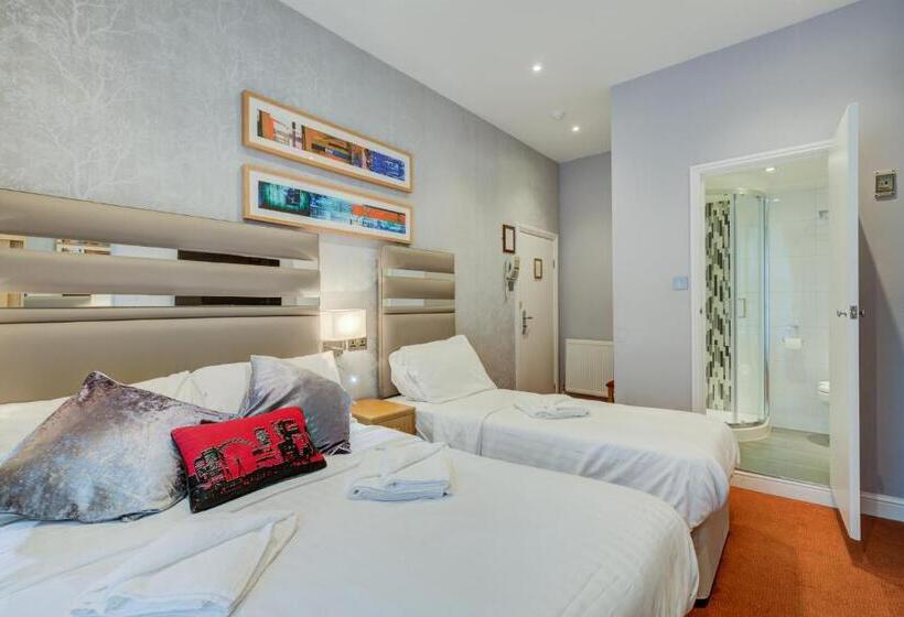 Номер Стандарт Трехместный, Kingswaypark Hotel At Park Avenue