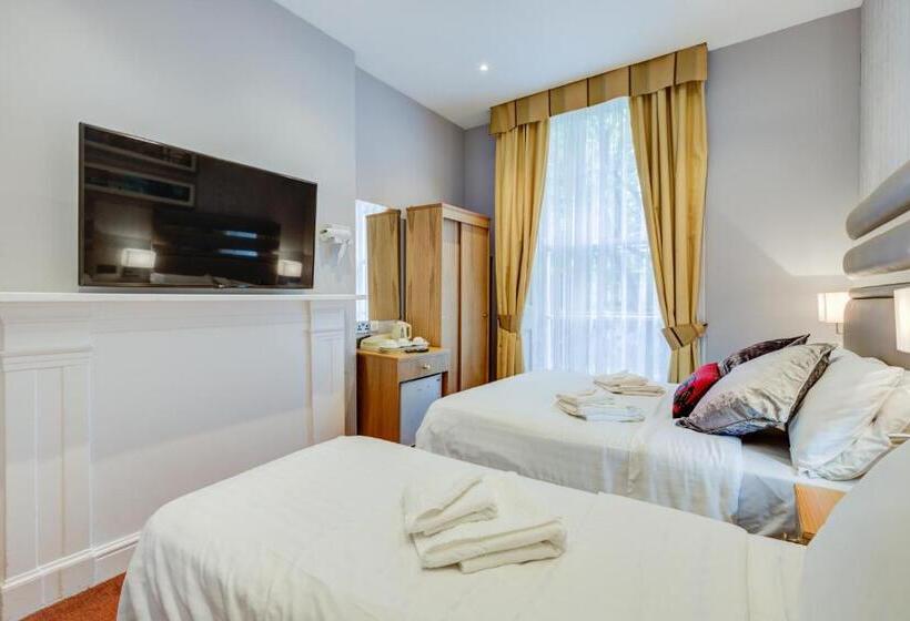 スタンダードトリプルルーム, Kingswaypark Hotel At Park Avenue