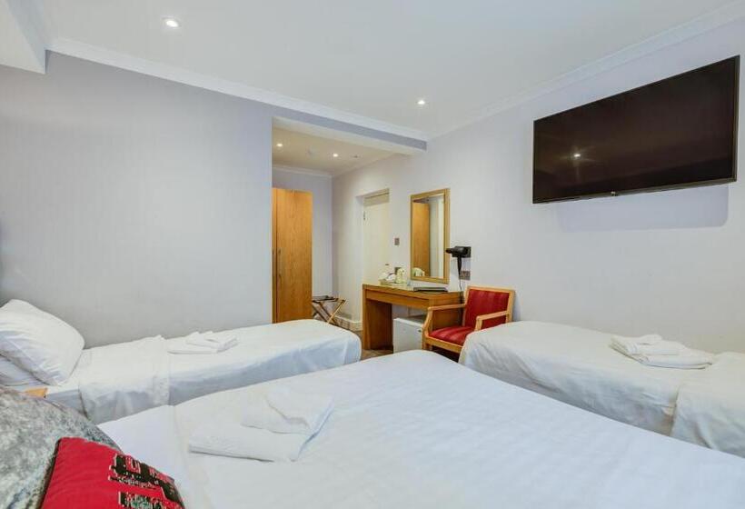 Четырехместный Номер Стандарт, Kingswaypark Hotel At Park Avenue