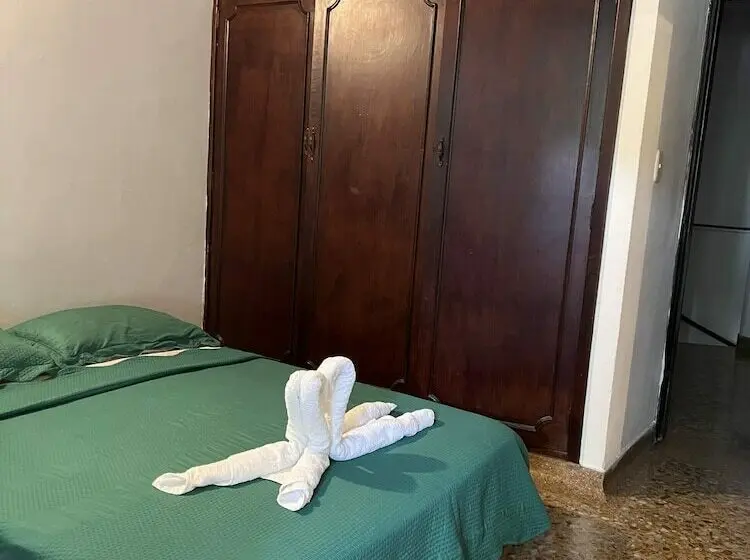 ベーシック4人部屋, Green Door Boutique Hostel