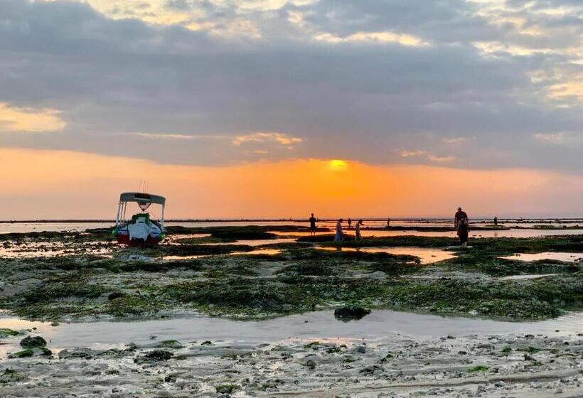 带大床的豪华间, Ketut Losmen Bungalows Lembongan