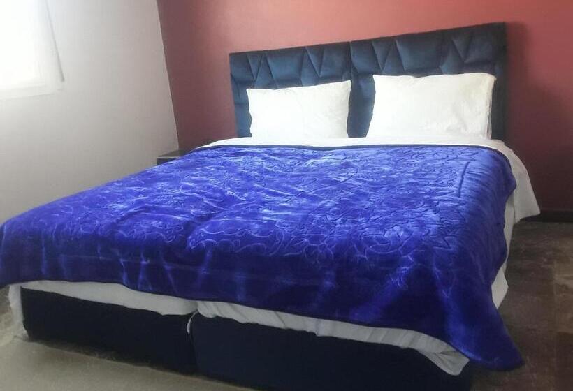 اتاق استاندارد سه نفره, Gîte Forest Tagroumte