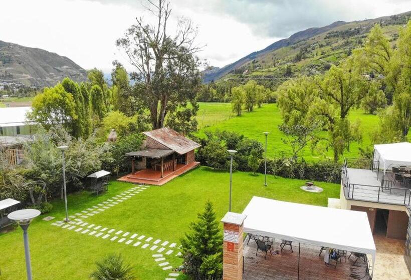 جناح, Arhaná Hosteria & Resort