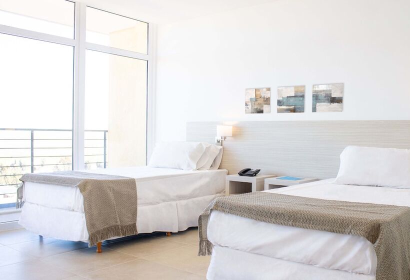 Superior Studio, Cyan Wenelen Vaca Muerta