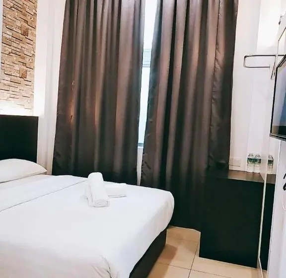 Cameră Deluxe, Ku3