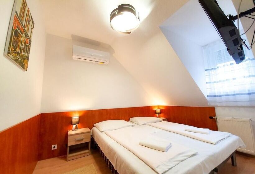 Номер Стандарт, Marcus