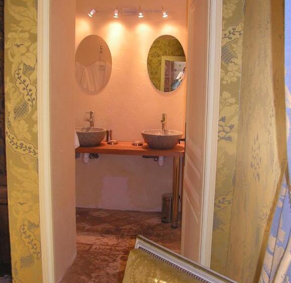 חדר סטנדרט, Chambres D Hôtes Au Château De Gizeux