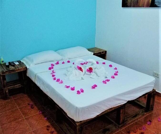 标准间, Hospedaje Villamar