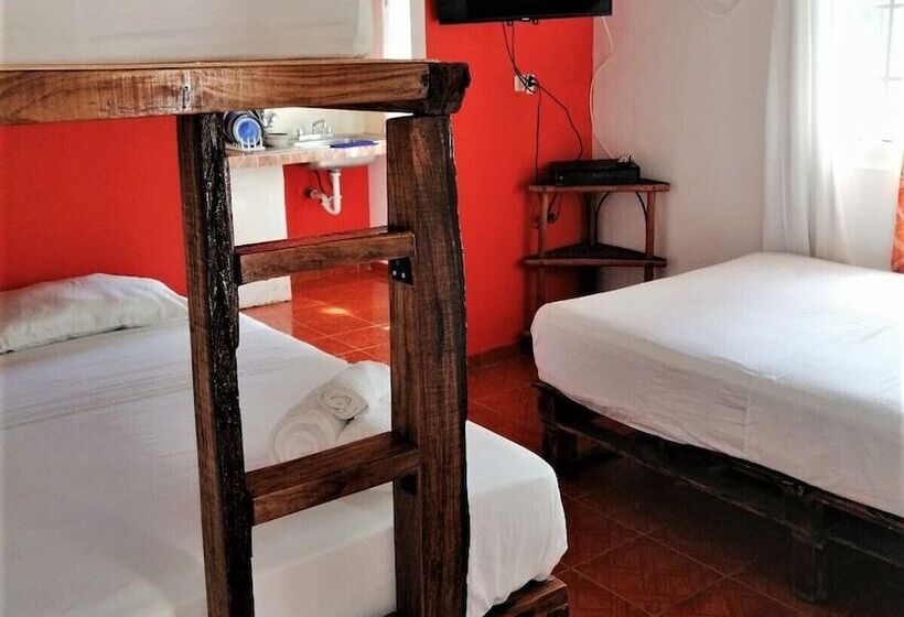 家庭间, Hospedaje Villamar