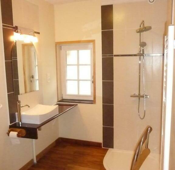 Номер Стандарт, La Cotinière