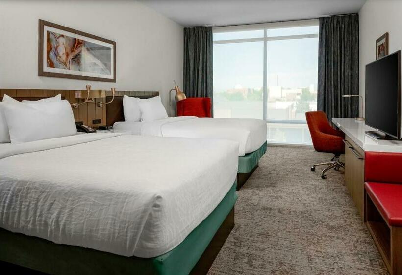 Номер Стандарт, Hilton Garden Inn Chandler Downtown