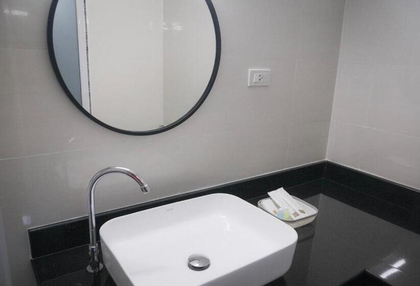 스탠다드 룸 풀장 전망, Maikhao Home Garden Bungalow