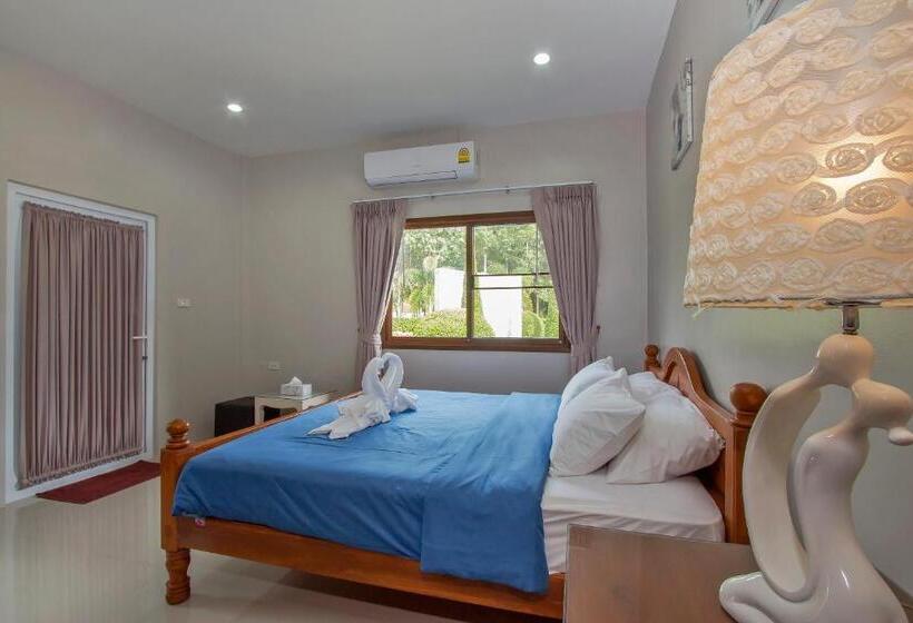 패밀리 룸, Maikhao Home Garden Bungalow