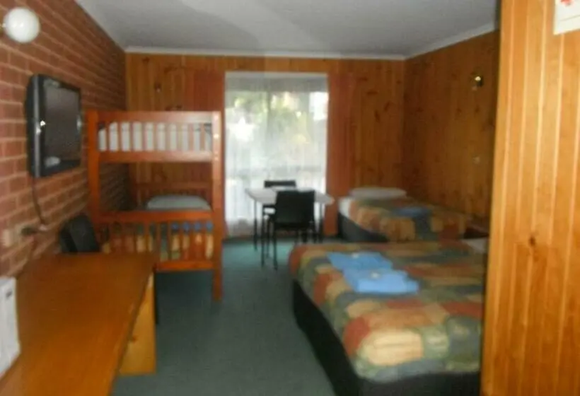 ファミリールーム, Orbost Country Road Motor Inn