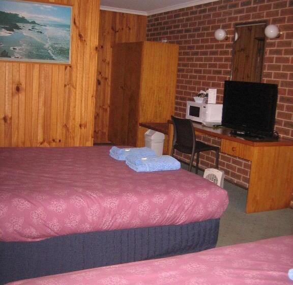 베이직 3인 룸, Orbost Country Road Motor Inn