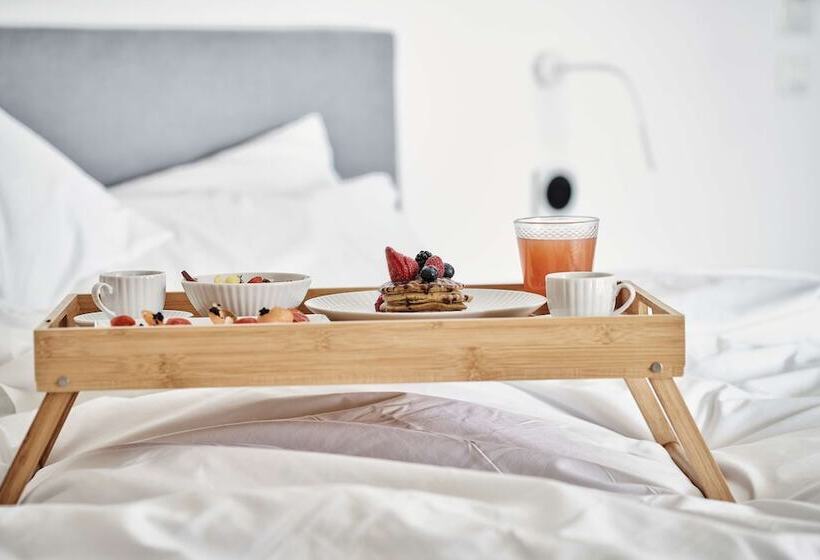 סוויטת ג'וניור נוף לים, Radisson Blu Euphoria Resort, Mykonos