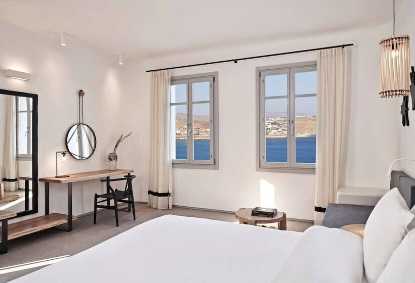 סוויטה נוף לים, Radisson Blu Euphoria Resort, Mykonos