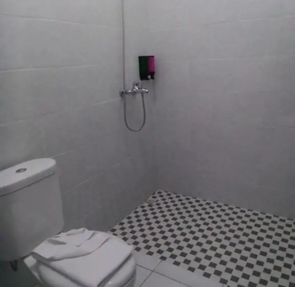 スタンダードルーム, Sari Room Bed & Breakfast