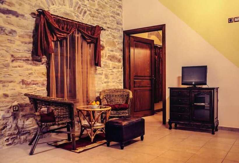 جناح سوبيريور, Mouzaliko Guesthouse Mansion