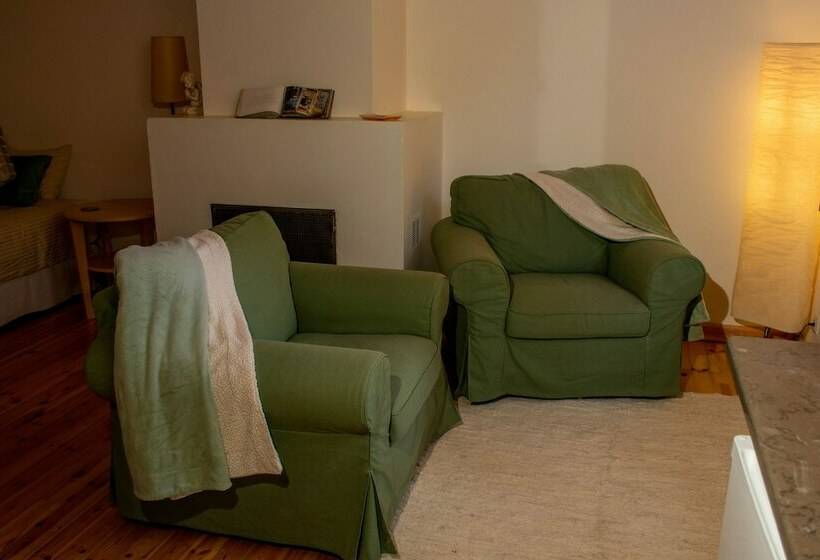 جناح ديلوكس, Secret Garden Retreats