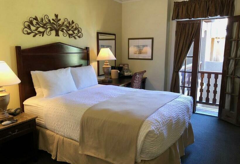 غرفة قياسية مزوَّدة بشُرفة, El Capitan