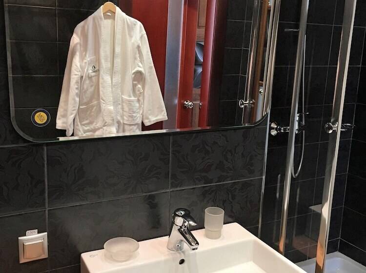 اتاق استاندارد, Khabarovsk