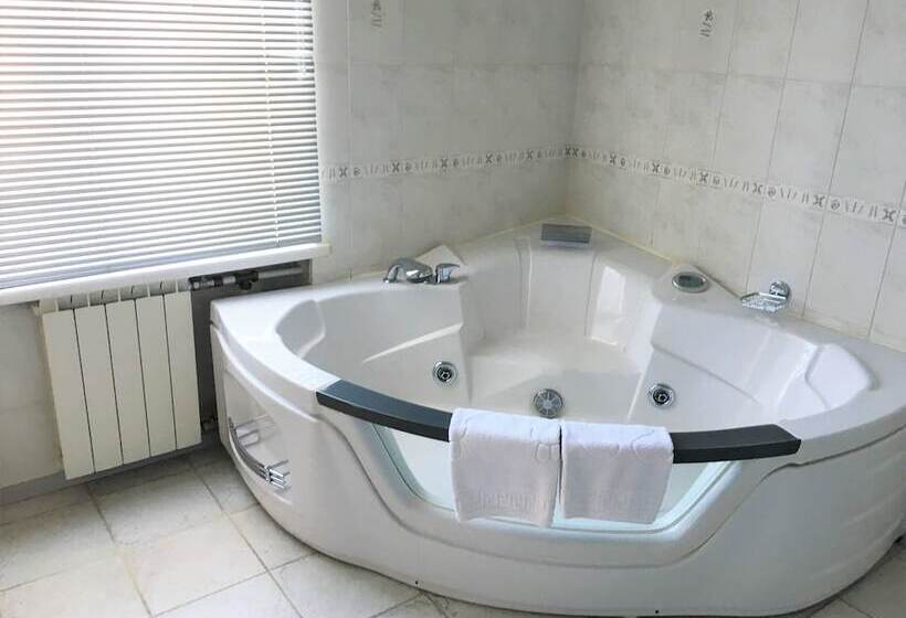 سوییت سوپریور, Khabarovsk