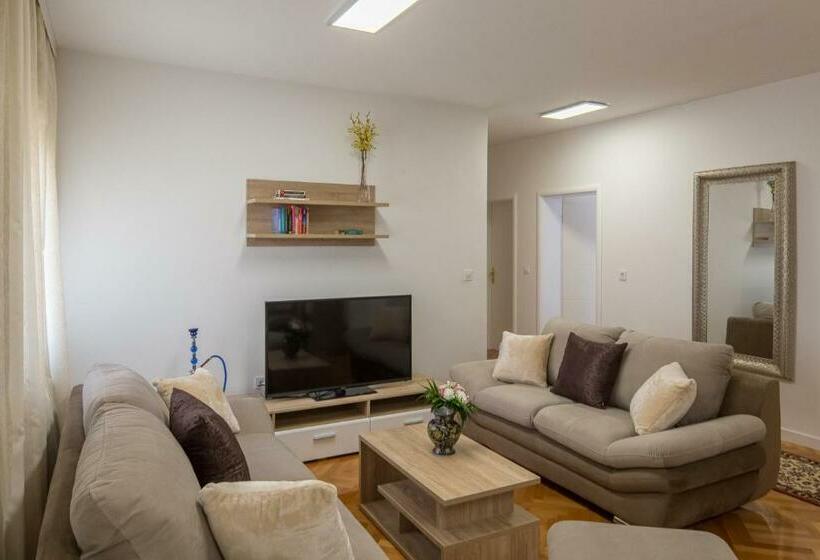 海景套房, Villa Mandalinic