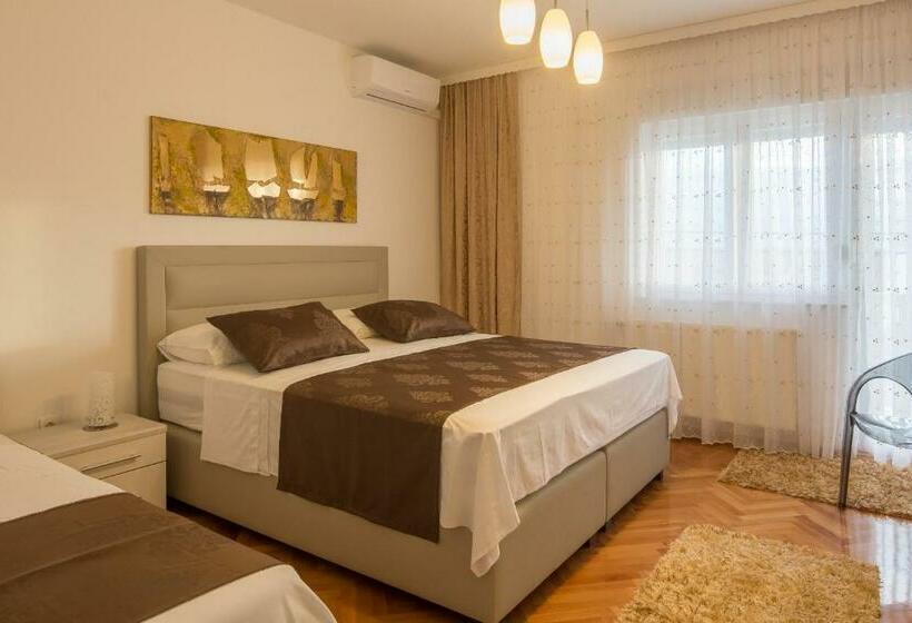 바다 전망 스위트, Villa Mandalinic
