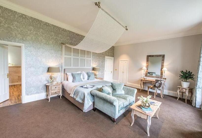 חדר דלוקס, Forest Side Hotel