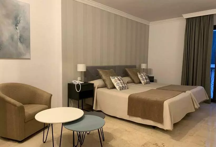 اتاق استاندارد, Benabola Hotel & Suites