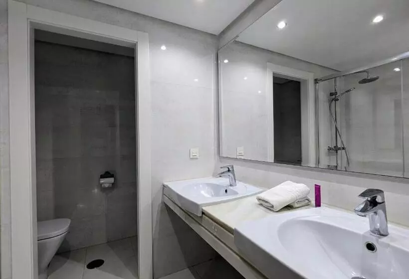 آپارتمان 3 خوابه, Benabola Hotel & Suites