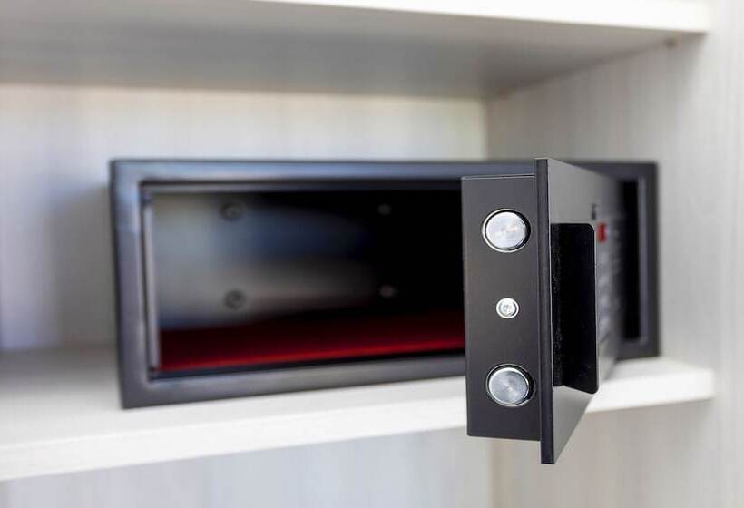 اتاق سوپریور, Hostal Molins Park