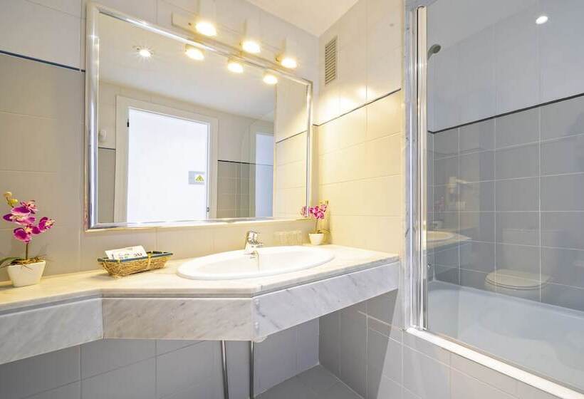 اتاق سوپریور, Hostal Molins Park