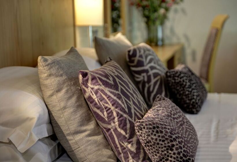 클럽 룸, Ambleside Salutation Hotel & Spa, World Hotel Distinctive