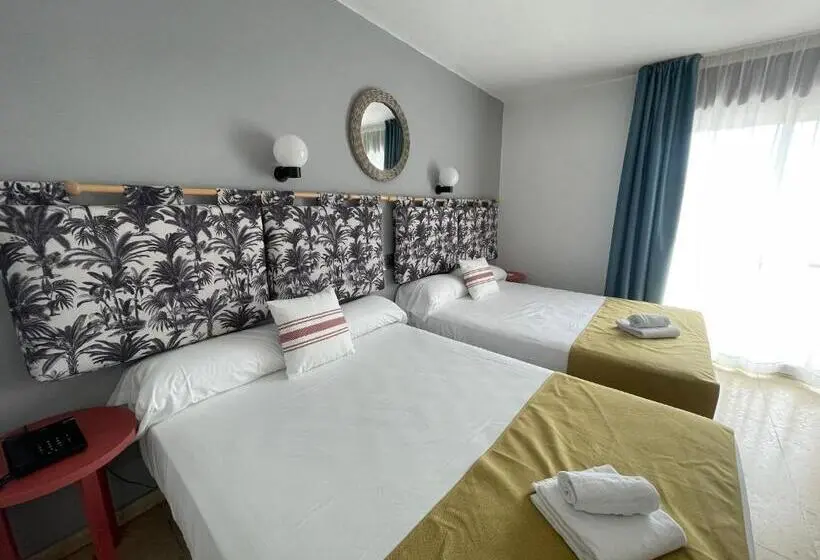 Standard Triple Room with Terrace, Bluesea Costa Norte