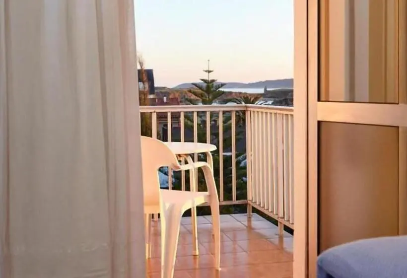 اتاق استاندارد چهار تخته, Bluesea Costa Norte