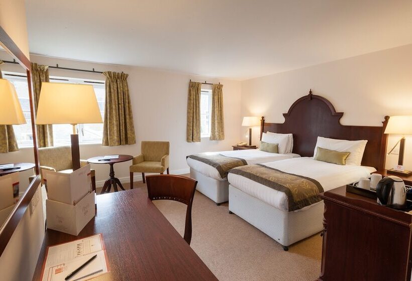 غرفة قياسية, De Vere Tortworth Court