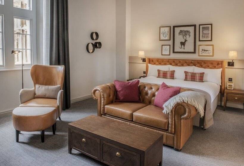 جناح جونيور ديلوكس, De Vere Tortworth Court