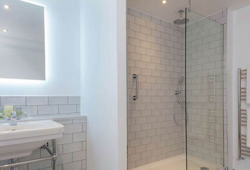 수피리어 룸, Doubletree By Hilton Harrogate Majestic Hotel & Spa