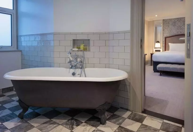 اتاق سوپریور, Doubletree By Hilton Harrogate Majestic Hotel & Spa