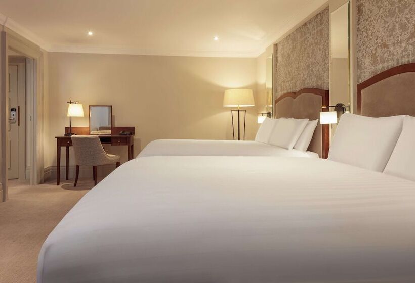 디럭스 룸 킹사이즈 침대, Doubletree By Hilton Harrogate Majestic Hotel & Spa