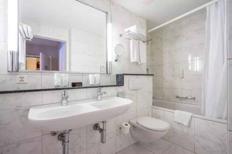 اتاق استاندارد, Doubletree By Hilton Harrogate Majestic Hotel & Spa